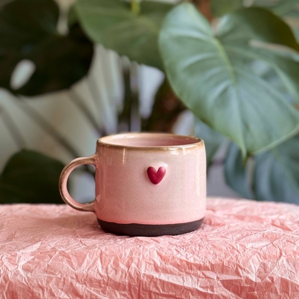 450 ml Keraminis puodelis su ąsele ŠIRDELĖ - Magnolija